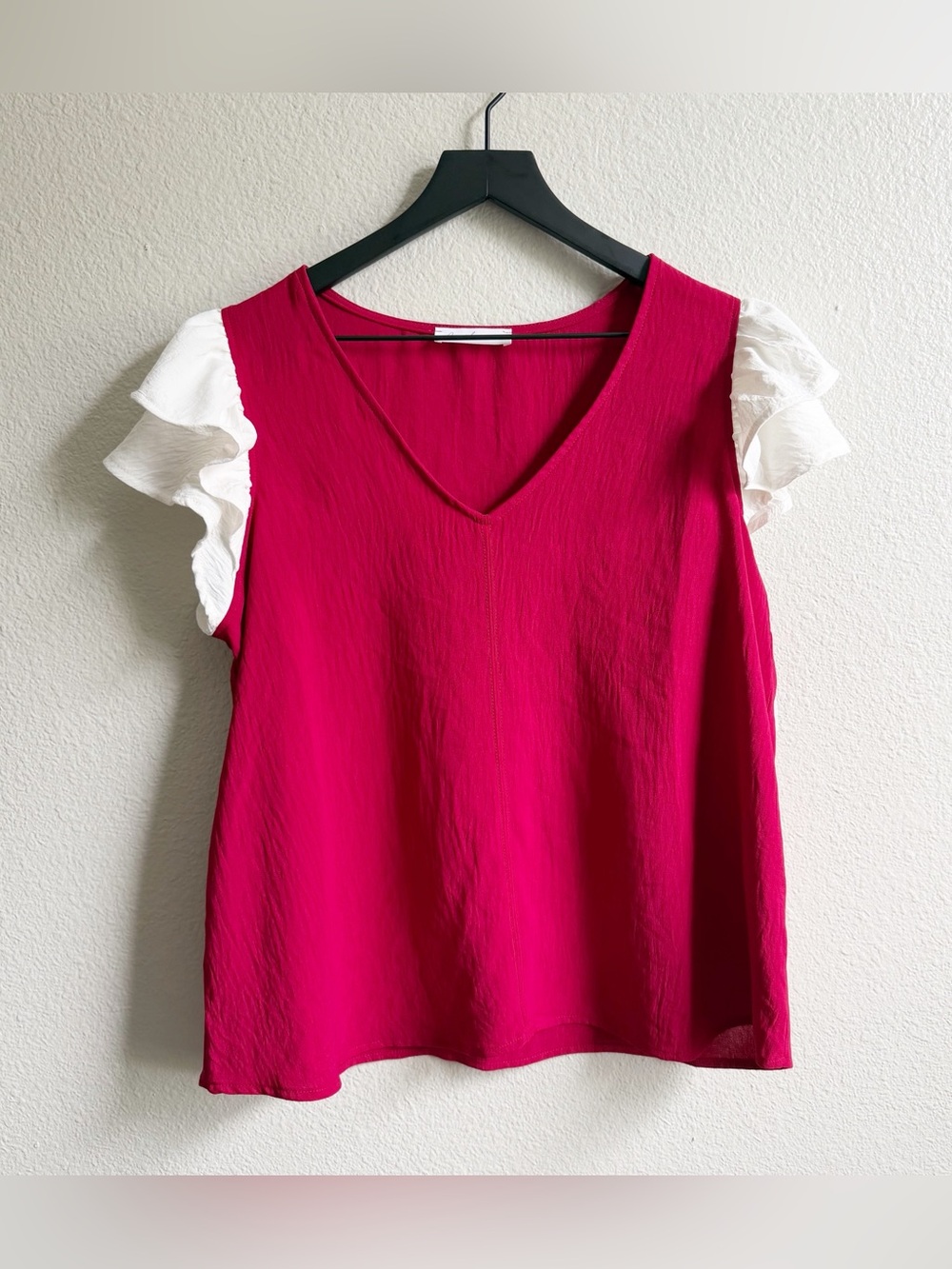 NWT Ces Femme Red White Flutter Sleeve Vneck Blouse Women’s Extra Large XL